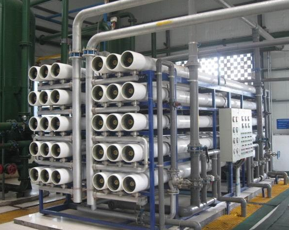 除鹽水設(shè)備的水箱防腐詳解